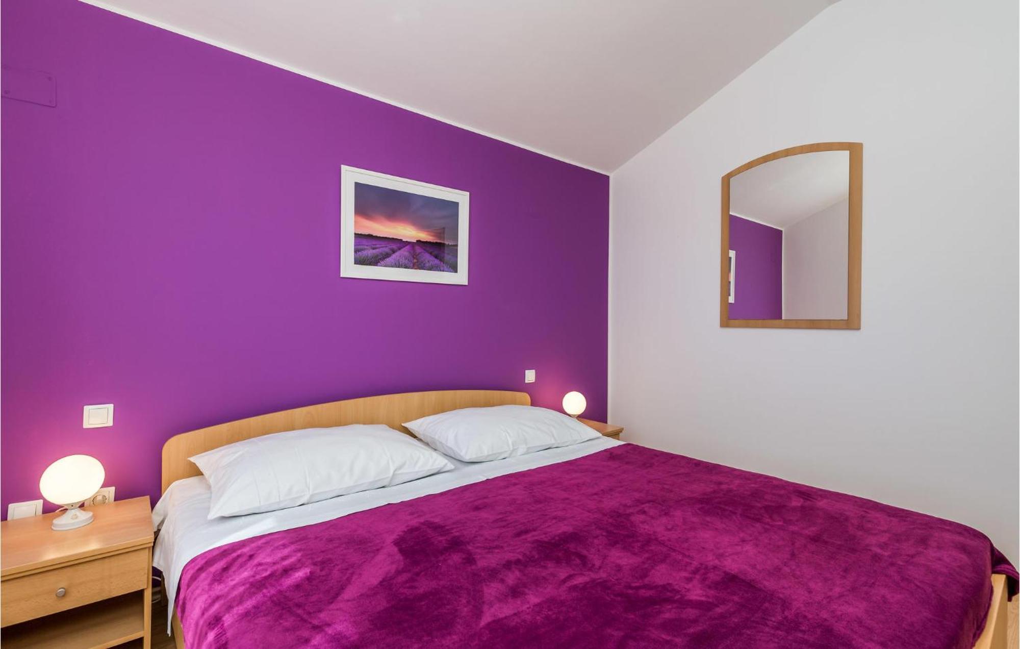 2 Bedroom Beautiful Apartment In Rukavac Rukavac  Luaran gambar