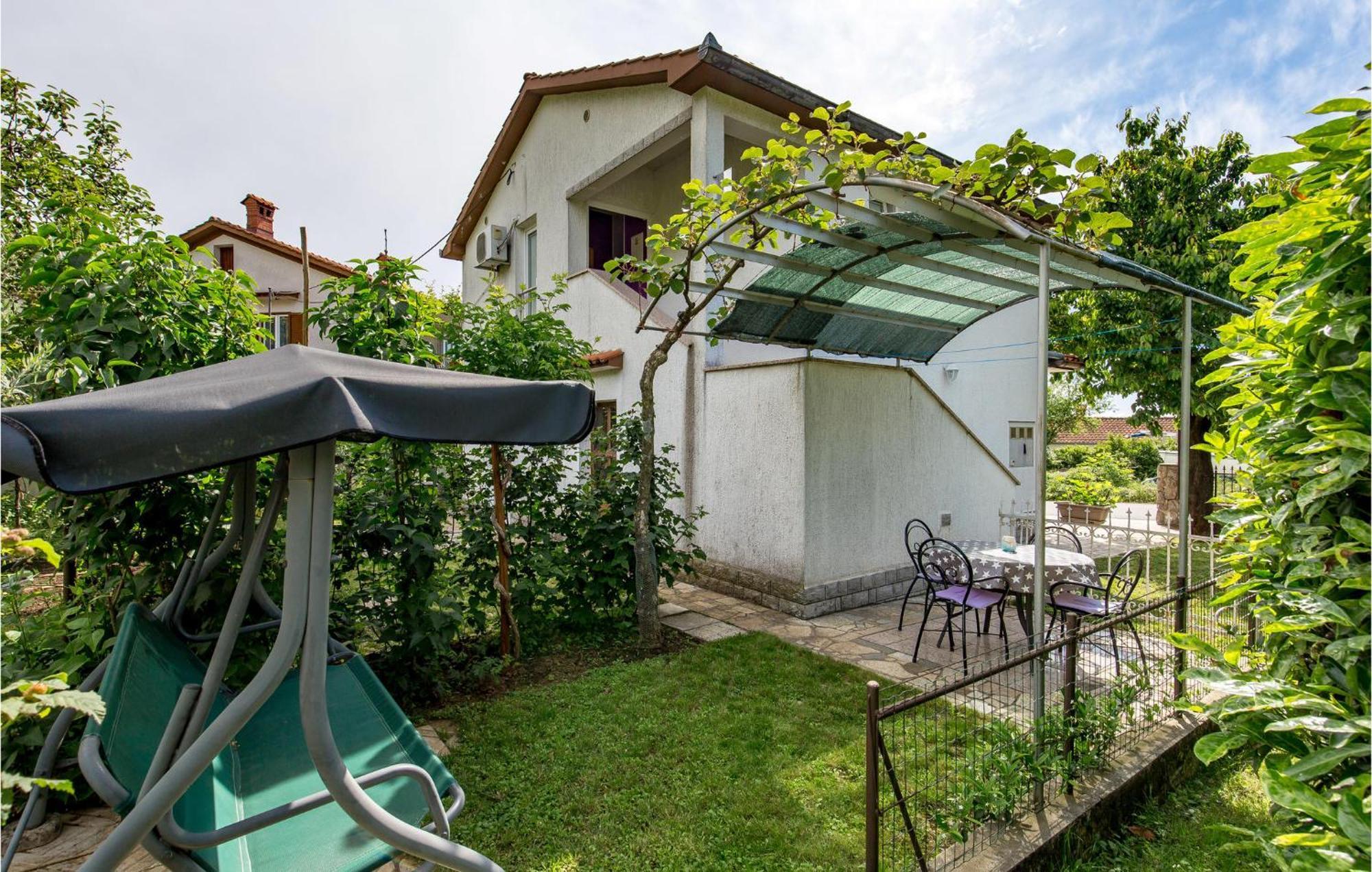 2 Bedroom Beautiful Apartment In Rukavac Rukavac  Luaran gambar