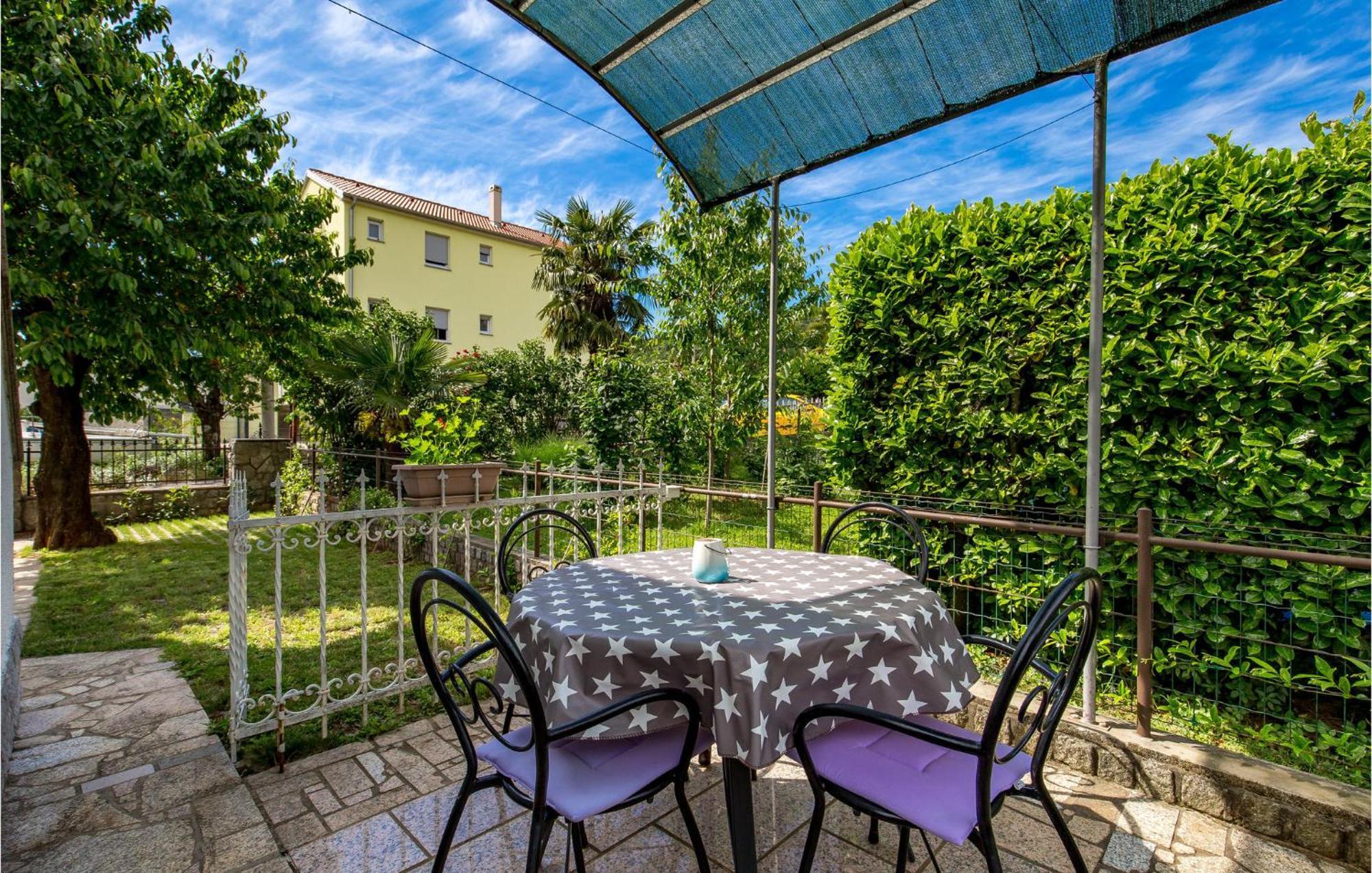 2 Bedroom Beautiful Apartment In Rukavac Rukavac  Luaran gambar